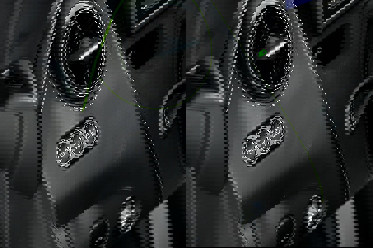 Used 2022 McLaren 765LT photo 24