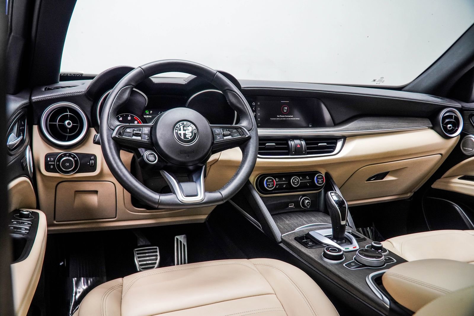 2023 Alfa Romeo Stelvio Ti Lusso