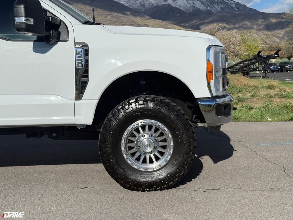2023 Ford F350 XLT
