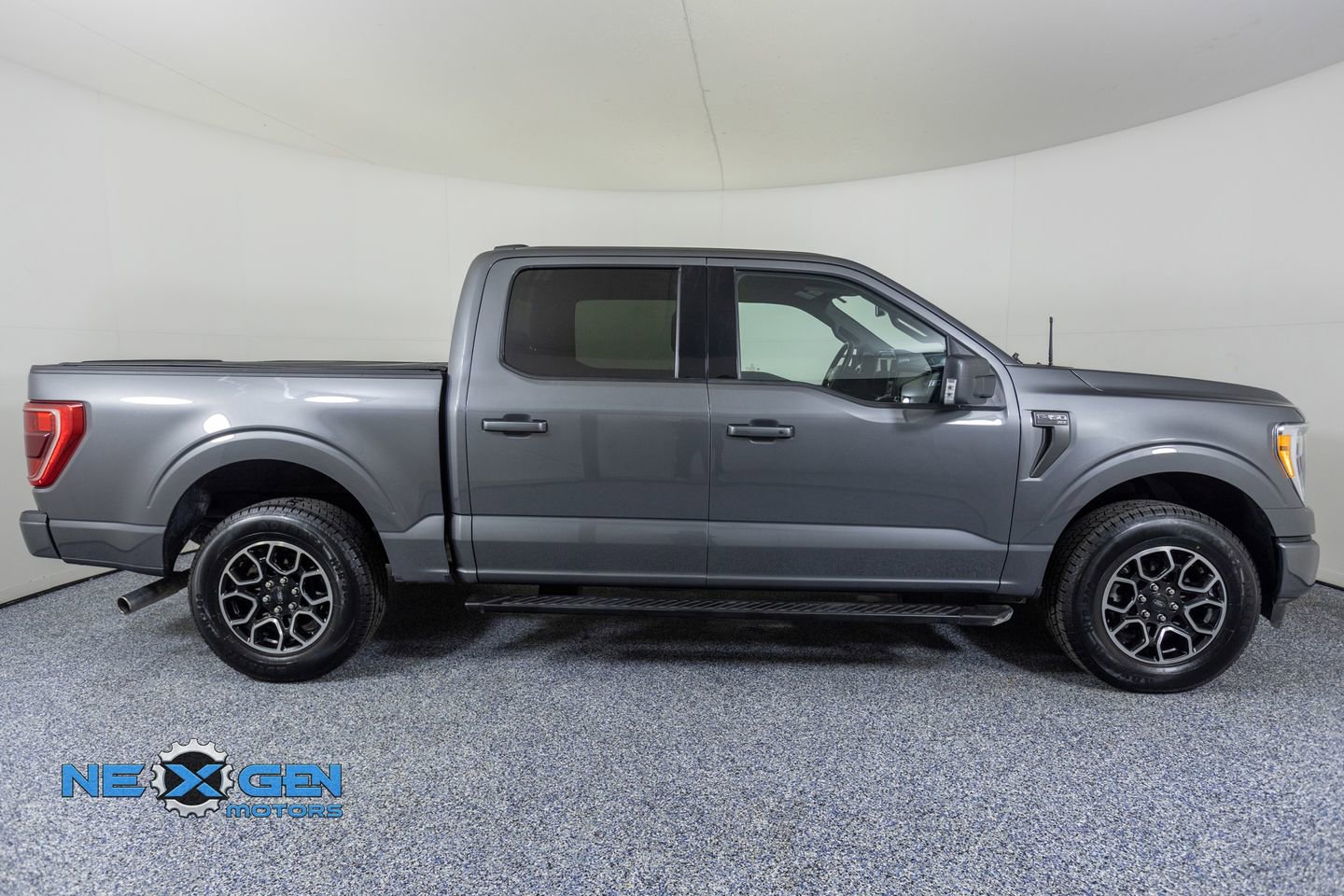 2023 Ford F150 XLT