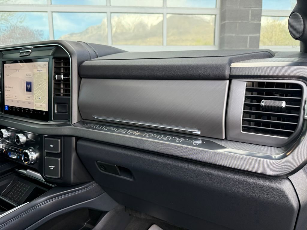 2025 Ford F350 Platinum