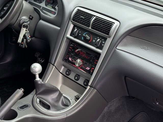 2003 Ford Mustang Mach 1