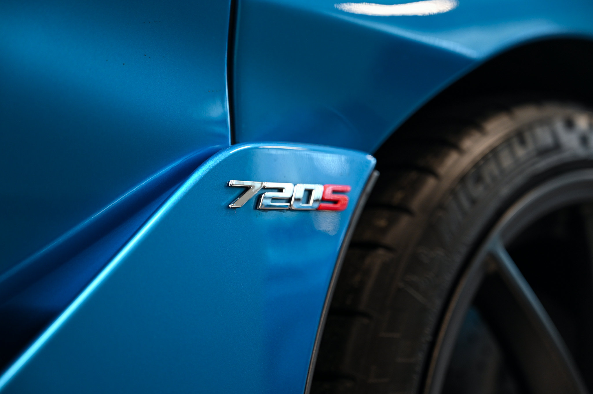 Used 2020 McLaren 720S Luxury photo 16
