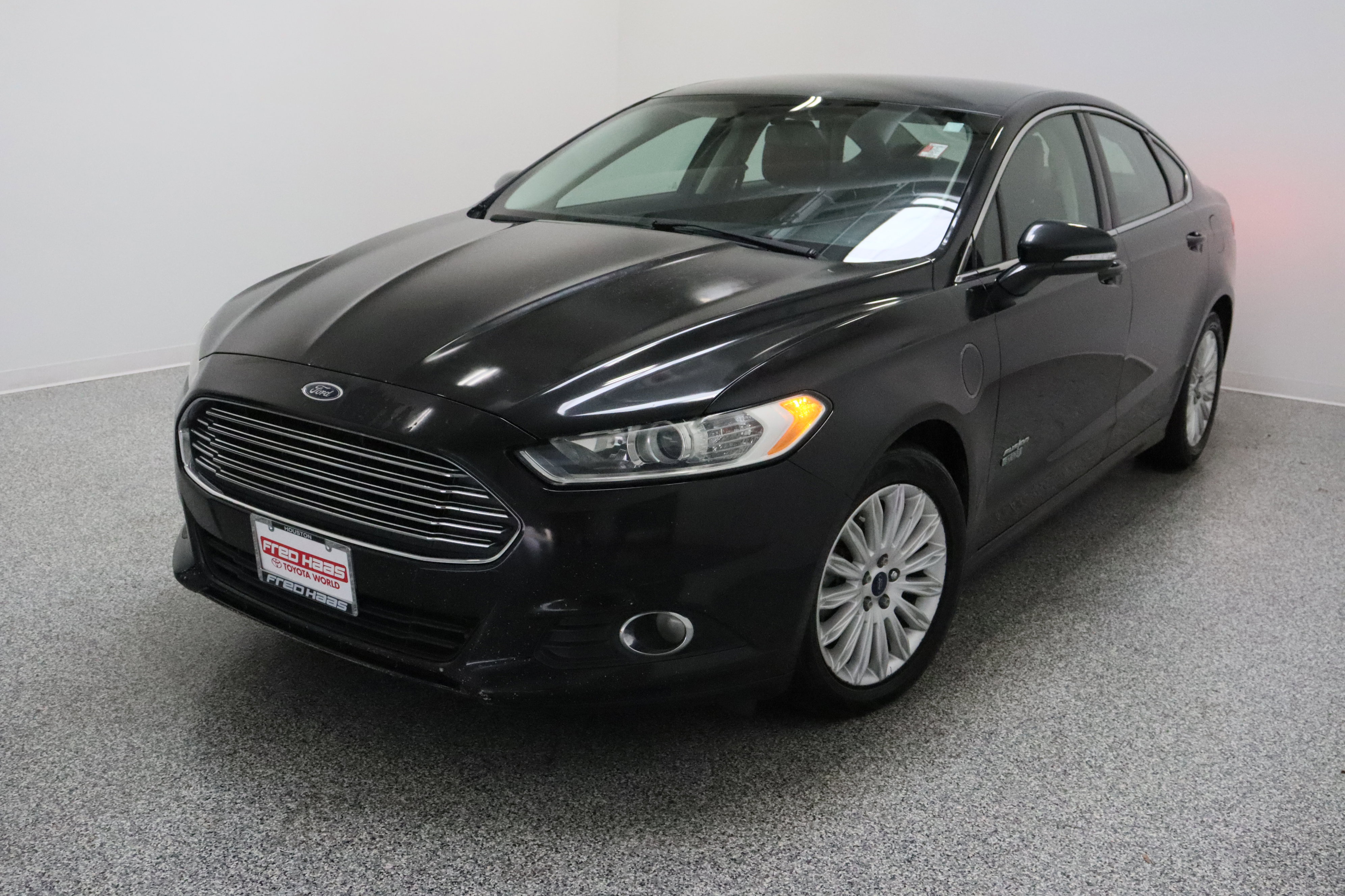 2014 Ford Fusion Energi SE