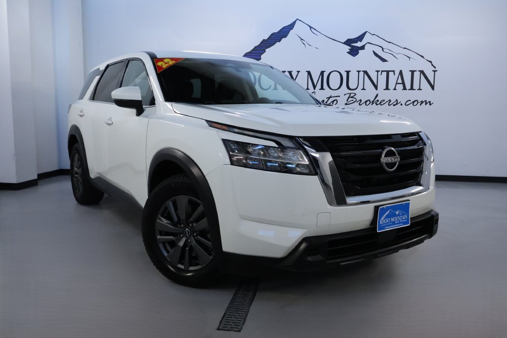 Used 2022 Nissan Pathfinder S