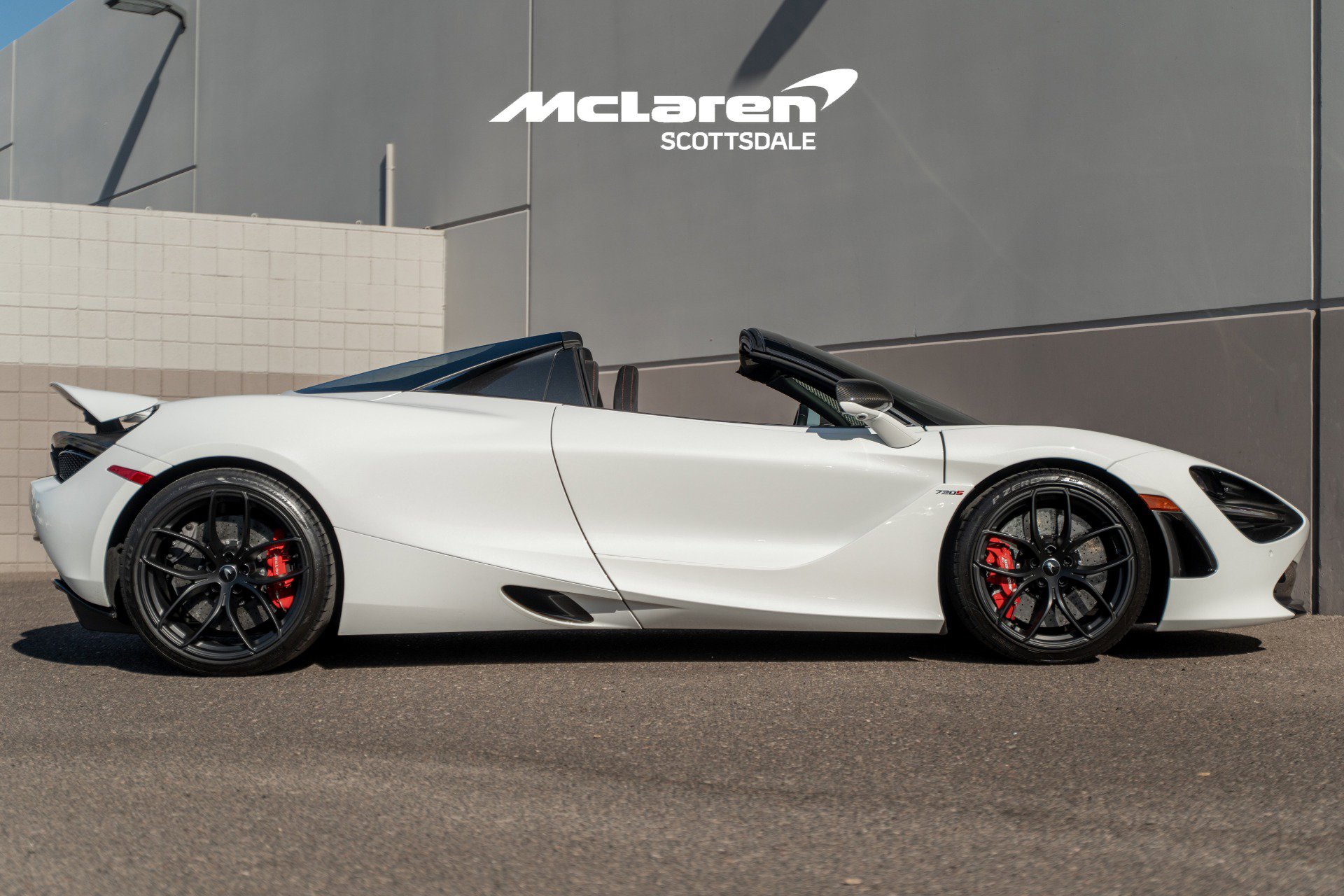 Used 2022 McLaren 720S Performance photo 8