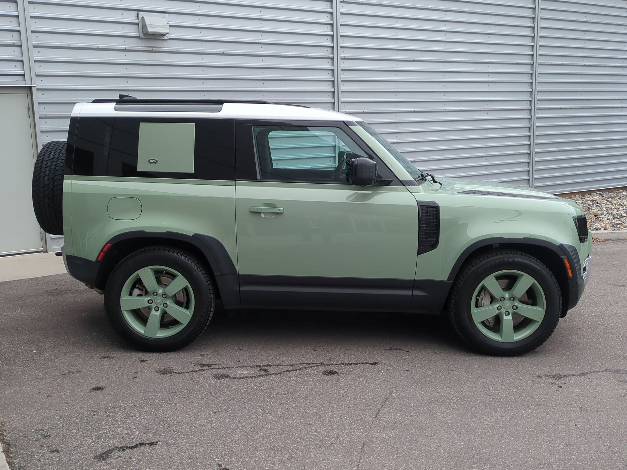 2023 Land Rover Defender 110 75th Limited Edition