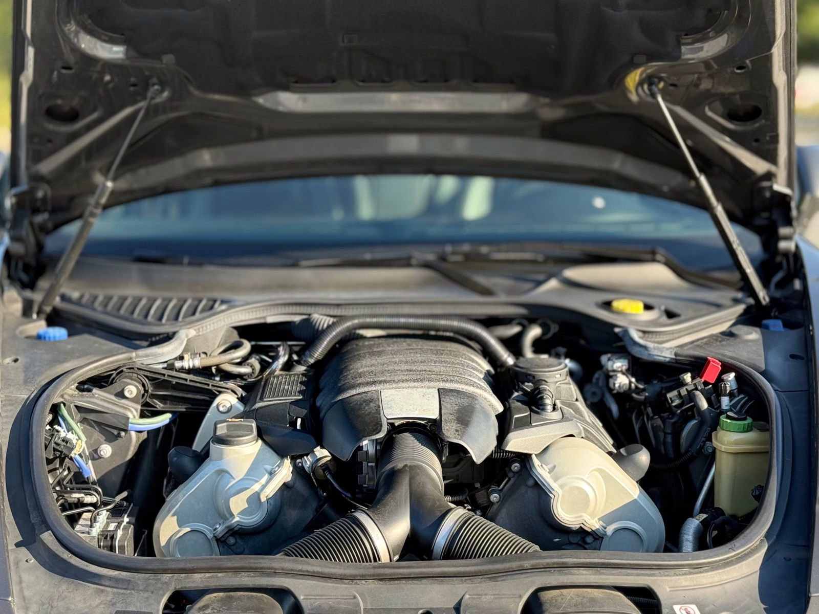 2015 Porsche Panamera 4