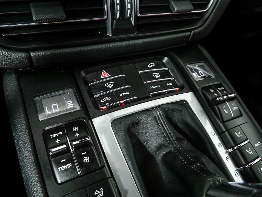 2021 Porsche Macan S