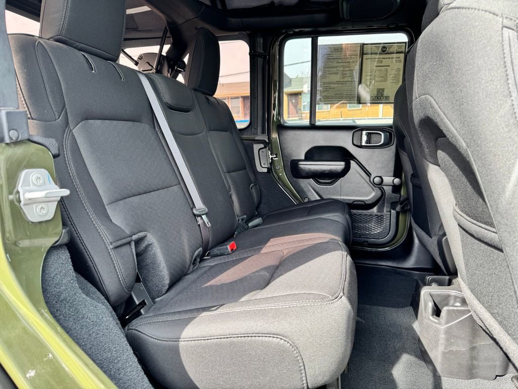 2022 Jeep Wrangler Unlimited Sport