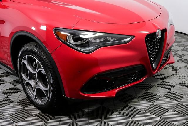 2025 Alfa Romeo Stelvio Sprint