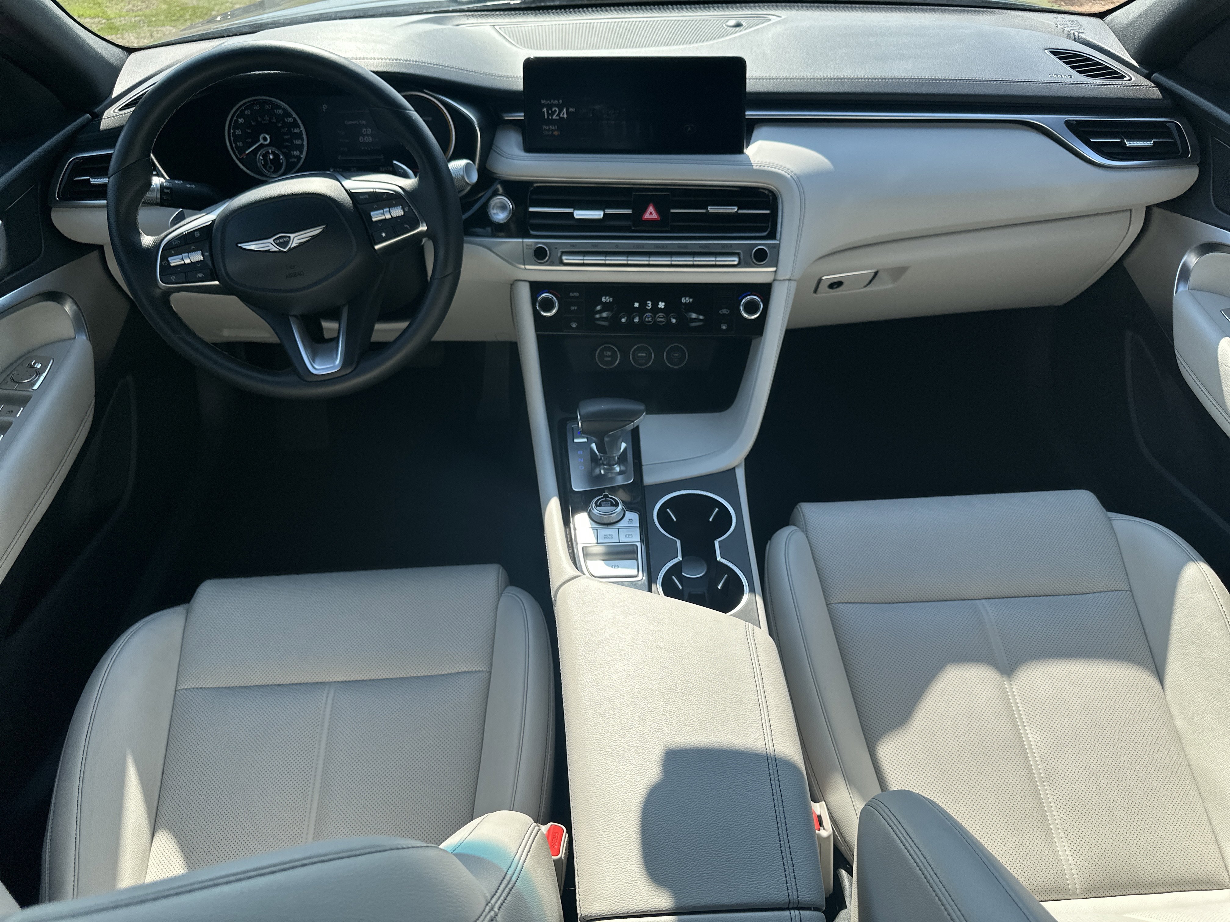 2025 Genesis G70 2.5T