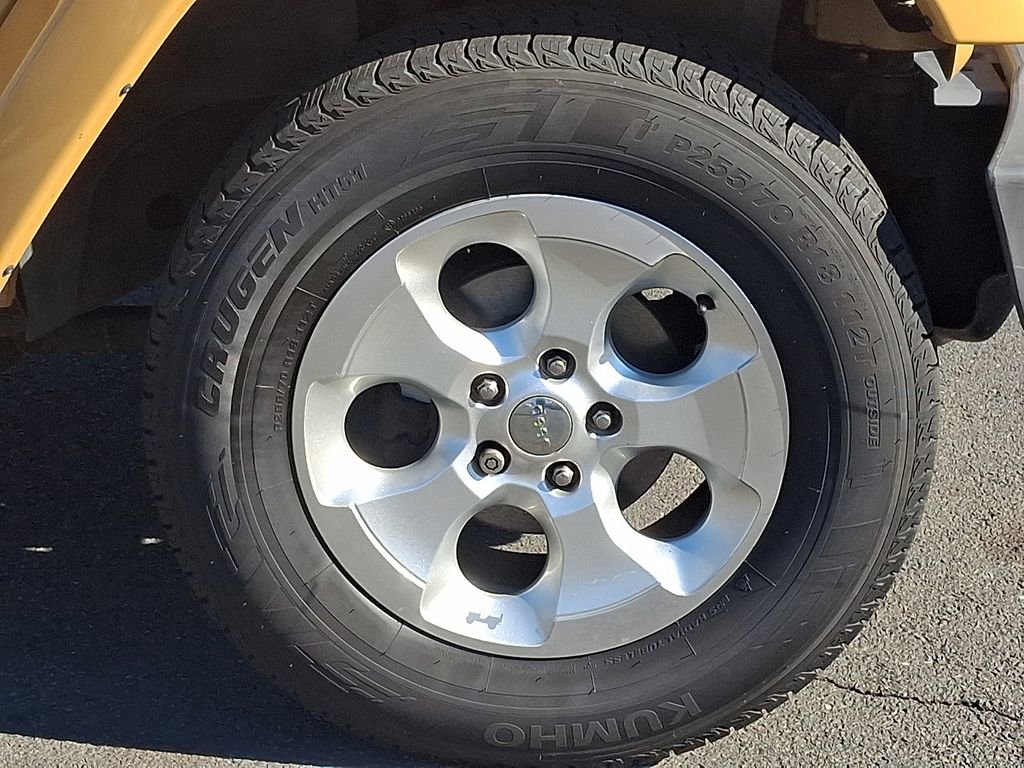 2013 Jeep Wrangler Sahara