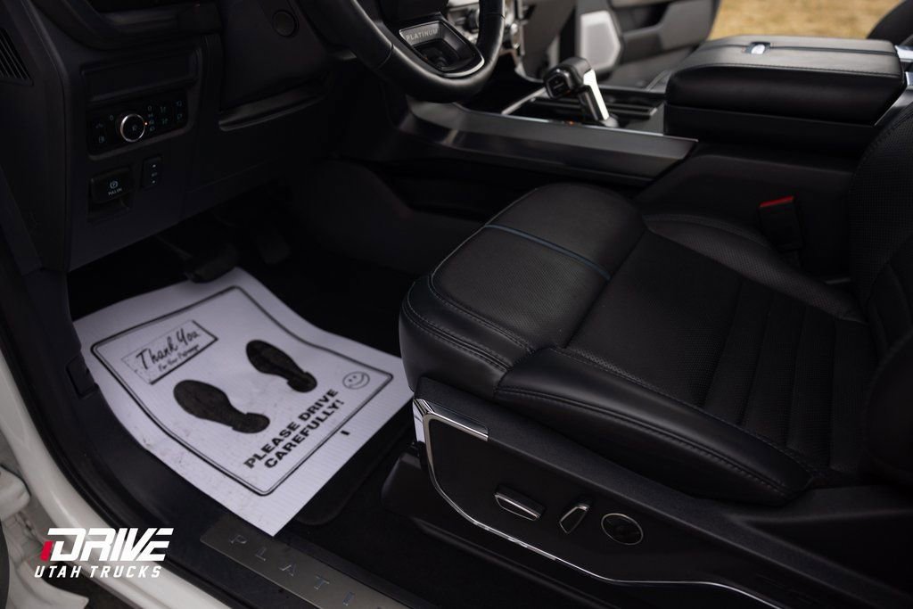 2025 Ford F150 Platinum