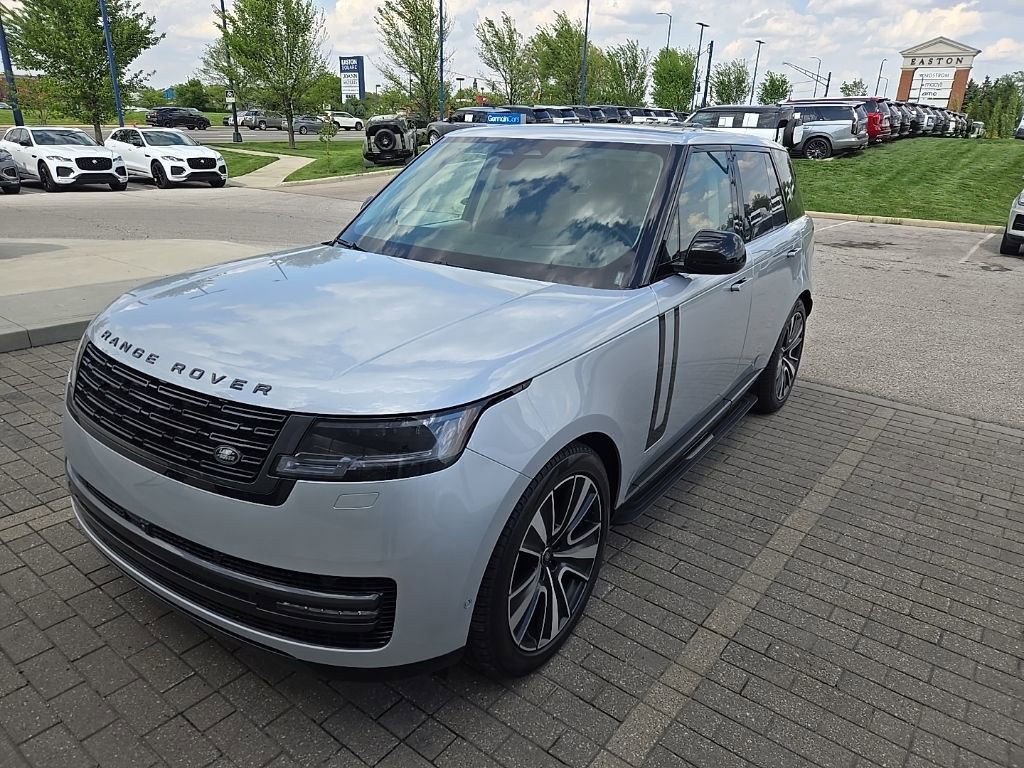 2024 Land Rover Range Rover SE