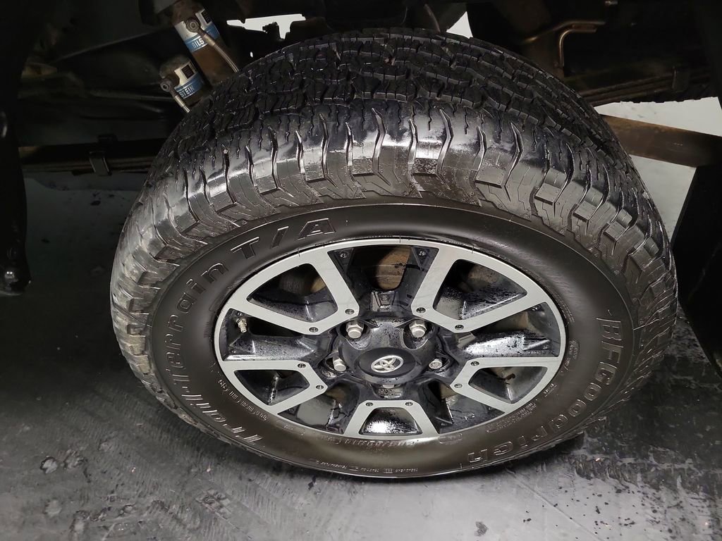 2016 Toyota Tundra SR5