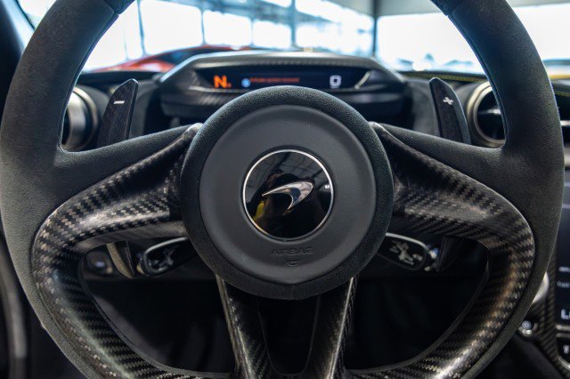 Used 2021 McLaren 720S Performance photo 33