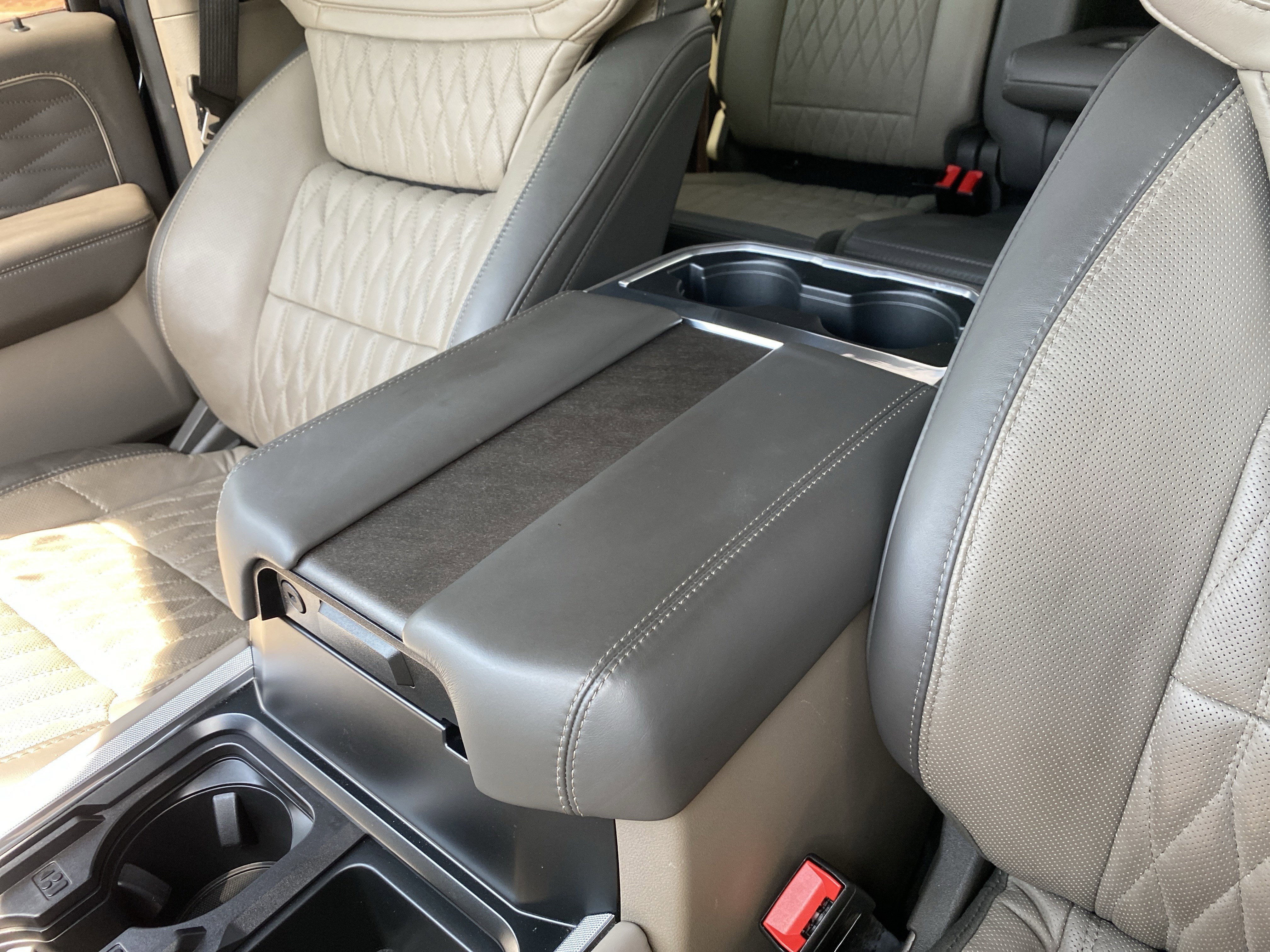 2025 Ford F250 Platinum