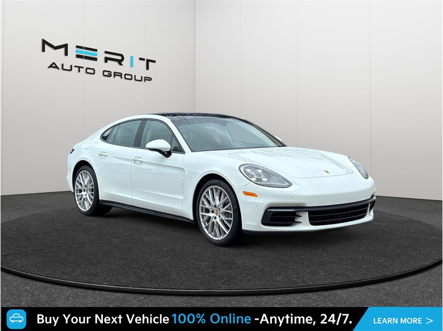 2017 Porsche Panamera 4