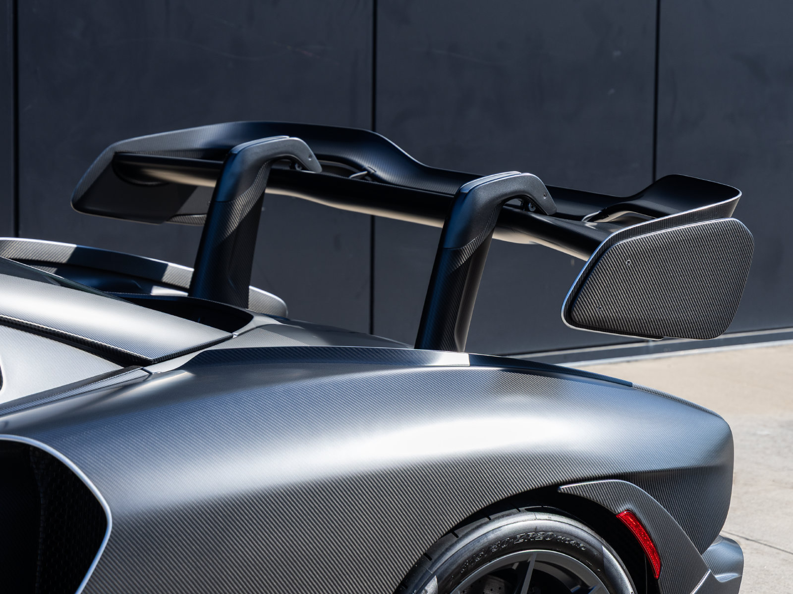 Used 2019 McLaren Senna photo 22