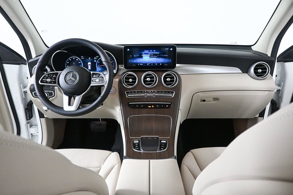 2022 Mercedes-Benz GLC 300