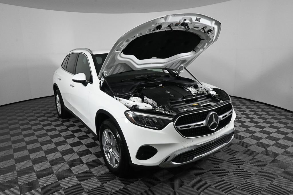 2025 Mercedes-Benz GLC 300 4MATIC