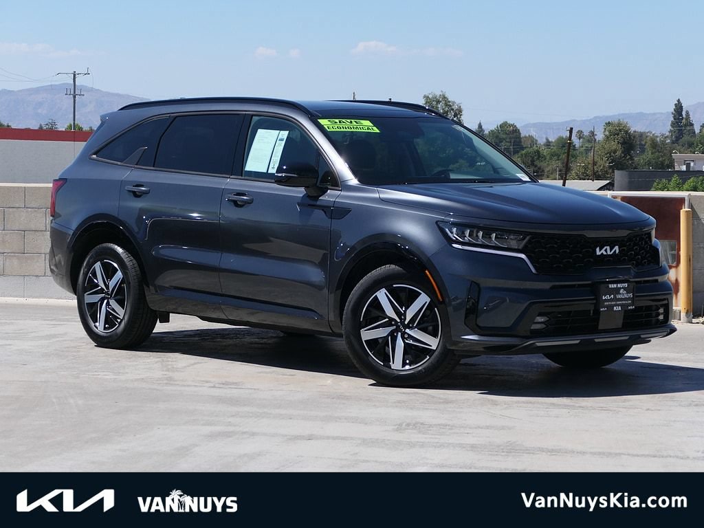 Used 2023 Kia Sorento EX w/ Panoramic Sunroof Package