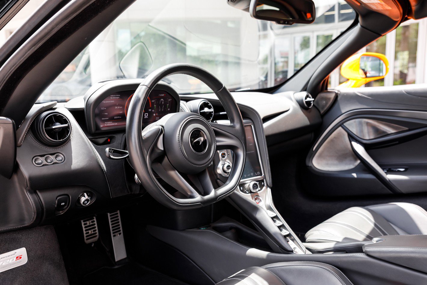 Used 2019 McLaren 720S Luxury photo 46