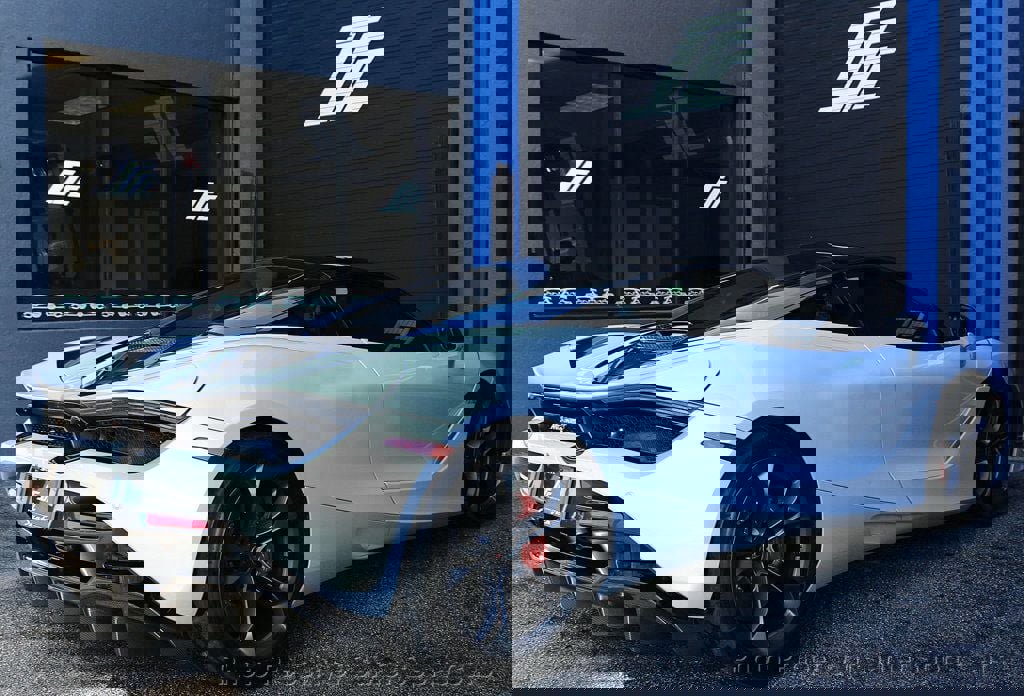 Used 2018 McLaren 720S Luxury photo 6