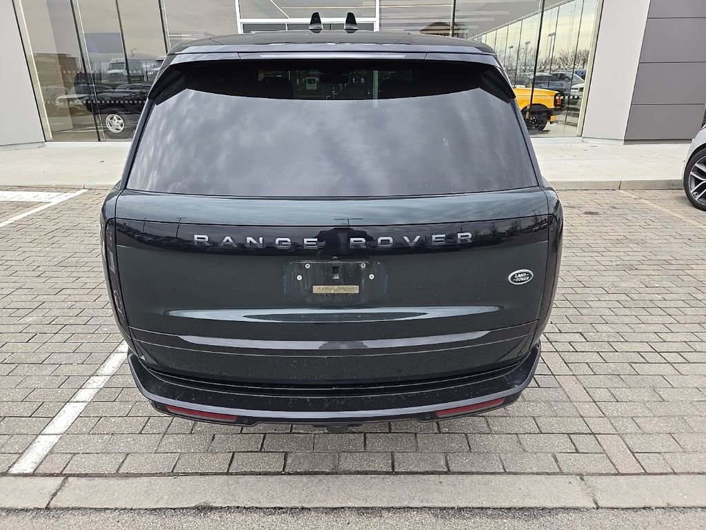 2023 Land Rover Range Rover SE