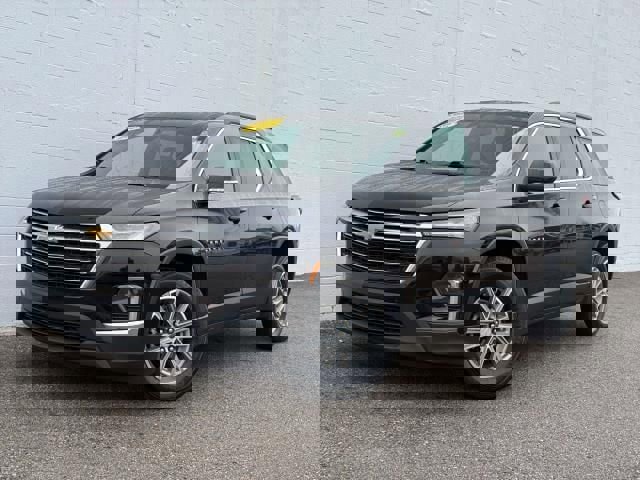Used 2022 Chevrolet Traverse LT