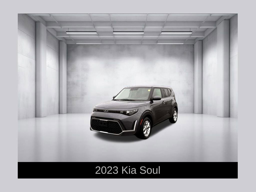Used 2023 Kia Soul LX w/ Option Group 015