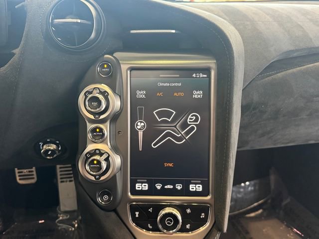 Used 2019 McLaren 720S Performance photo 39