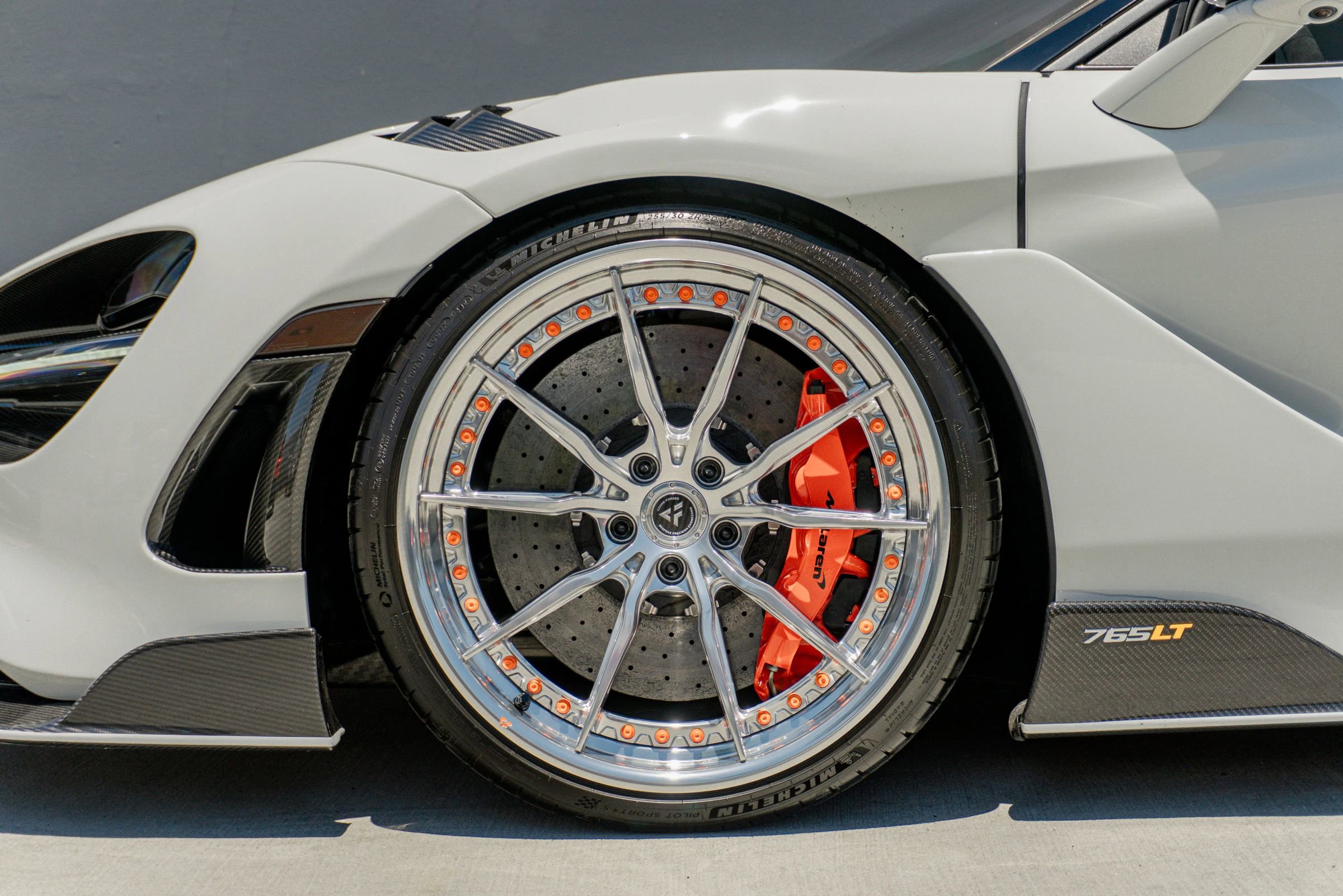 Used 2022 McLaren 765LT photo 22
