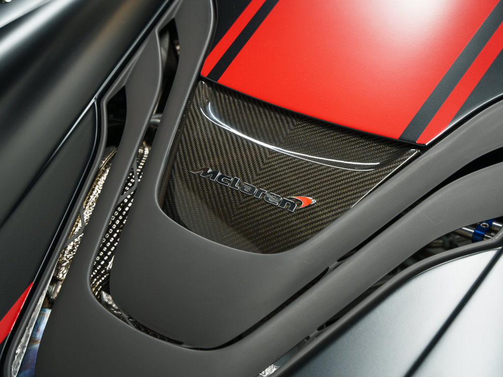 Used 2015 McLaren P1 photo 27