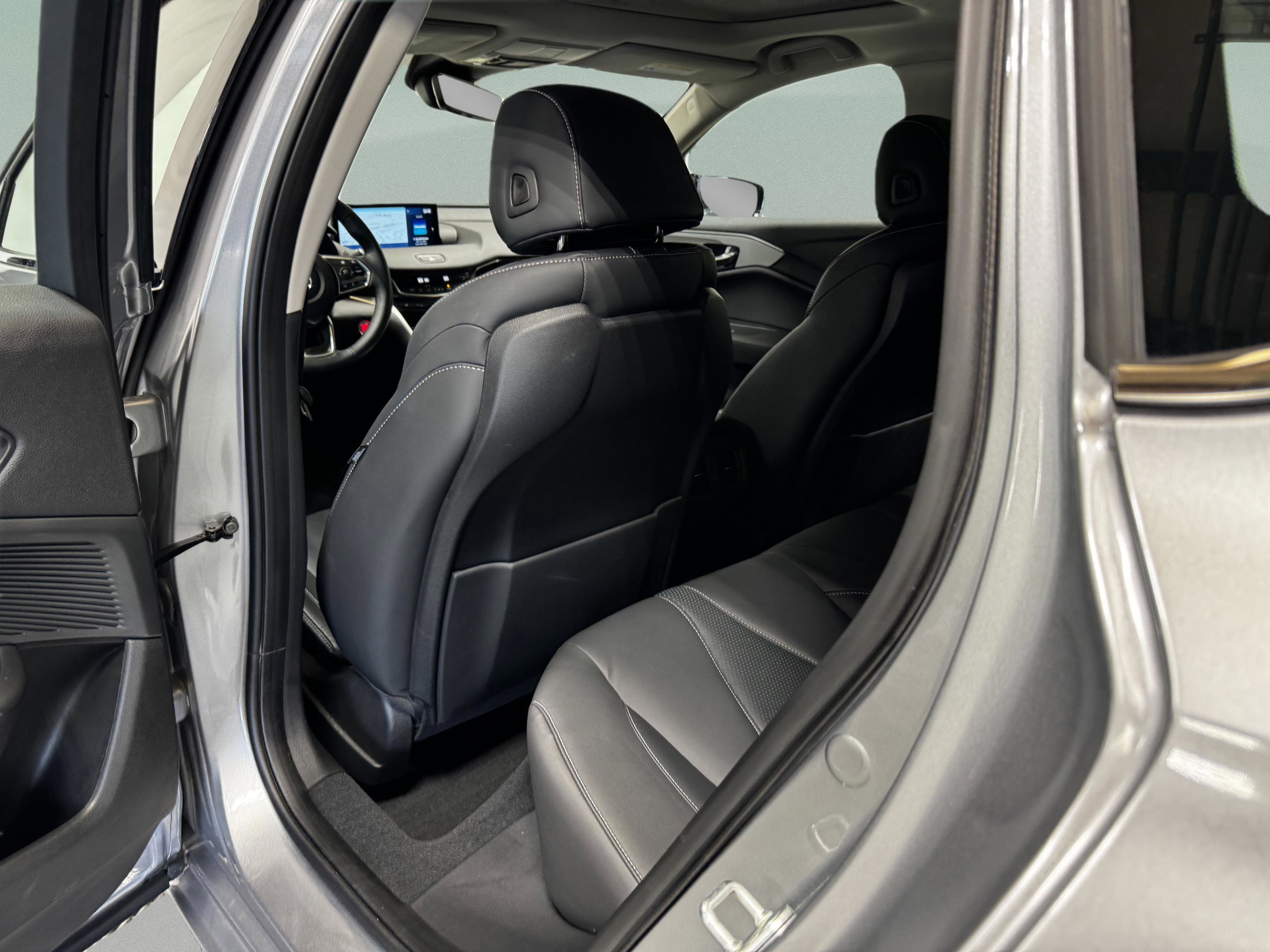 2023 Acura TLX w/ Technology Package