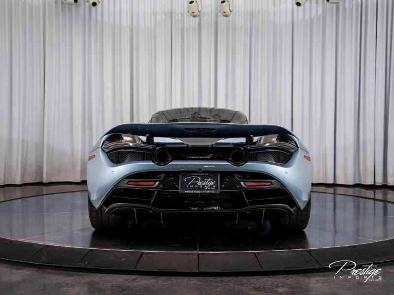 Used 2018 McLaren 720S Luxury photo 17