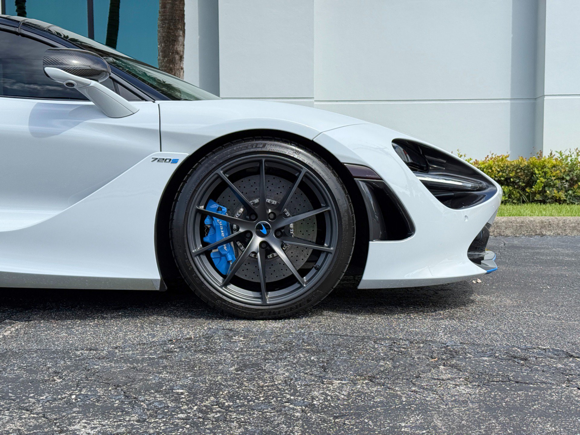 Used 2020 McLaren 720S Luxury photo 39