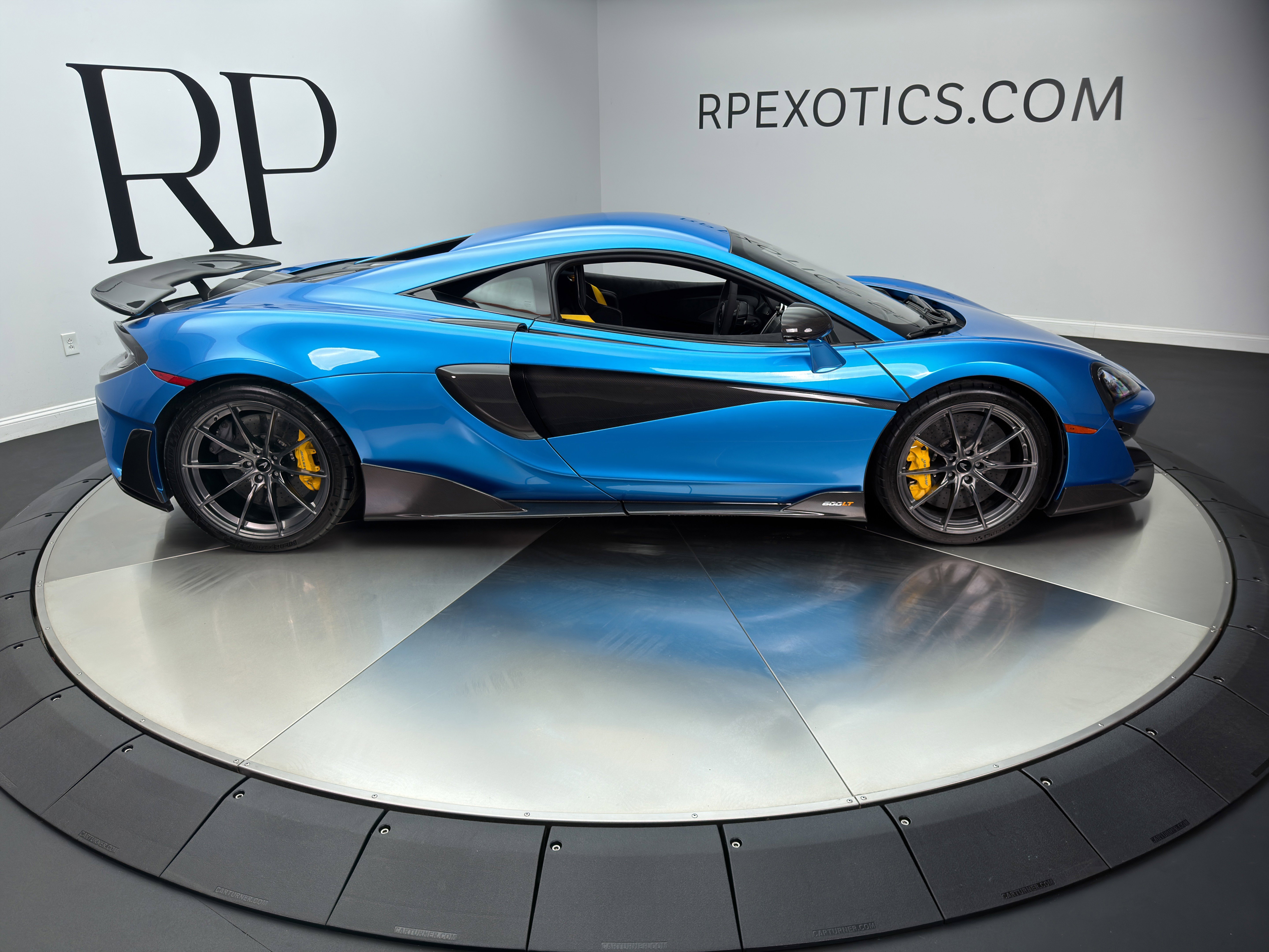 Used 2019 McLaren 600LT photo 9