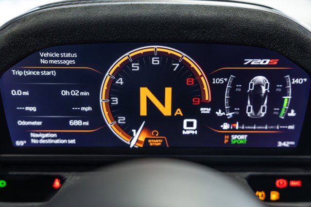 Used 2020 McLaren 720S Spider photo 43