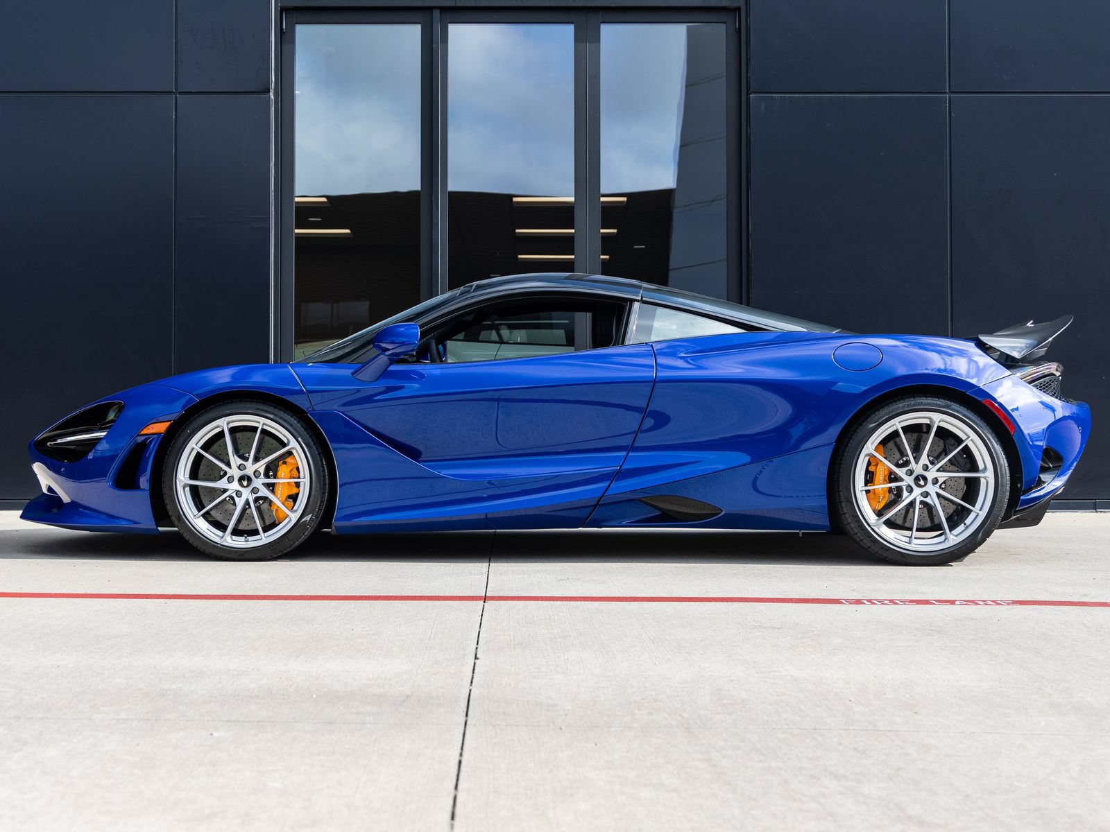 Used 2026 McLaren 750S photo 10