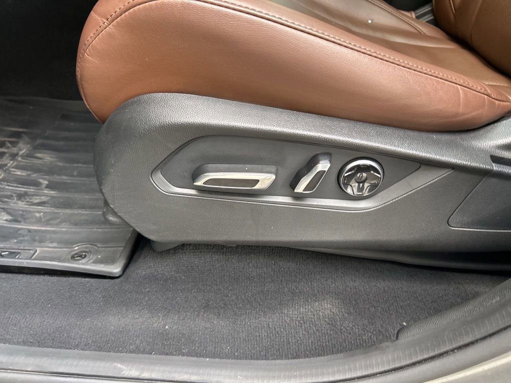 2022 Acura MDX FWD w/ Technology Package