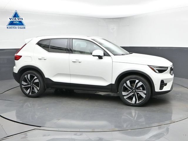 Used 2023 Volvo XC40 B5 Ultimate w/ Protection Package Premier