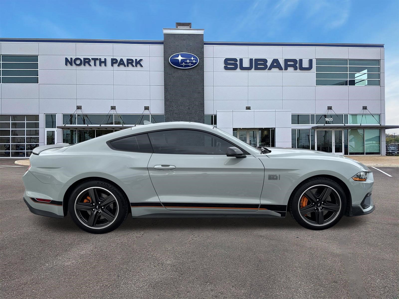 2022 Ford Mustang Mach 1