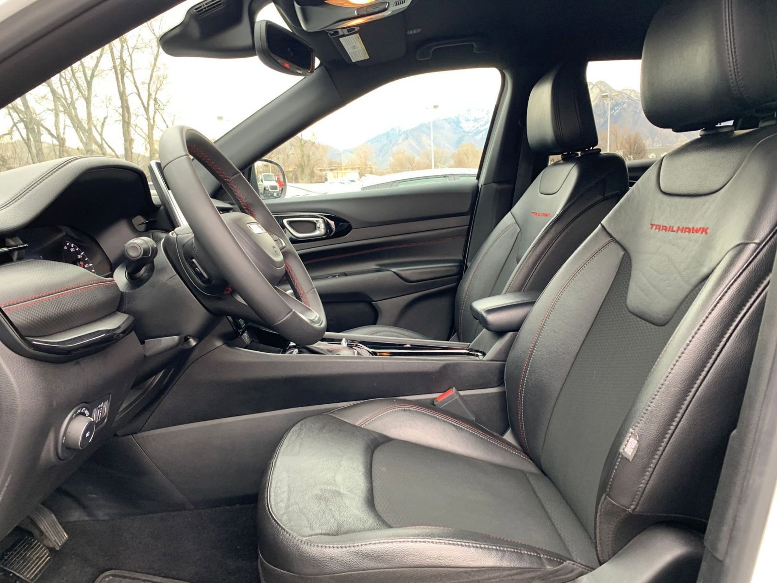 2025 Jeep Compass Trailhawk