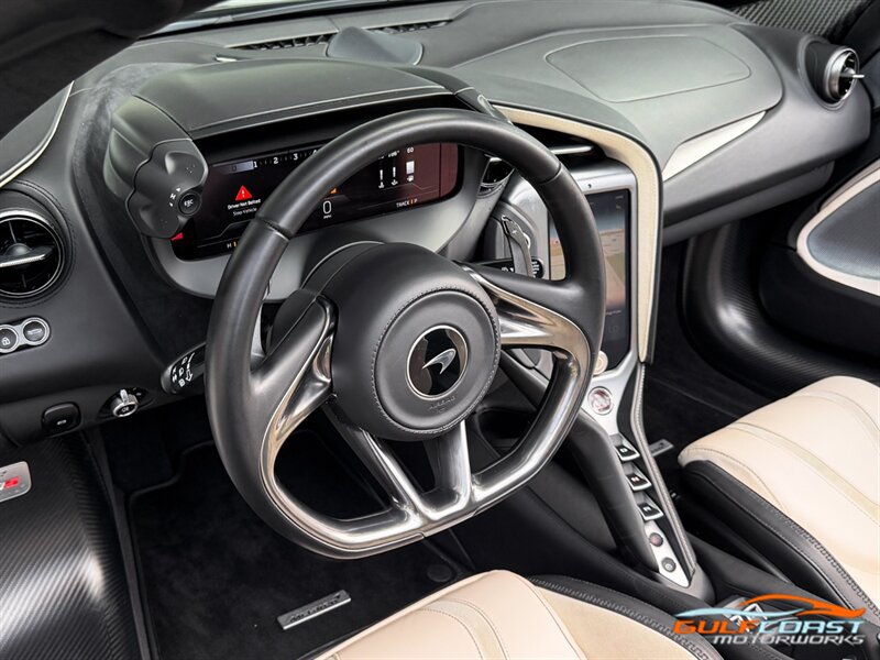 Used 2024 McLaren 750S Spider photo 28
