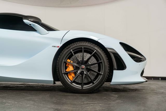 Used 2018 McLaren 720S Performance photo 11