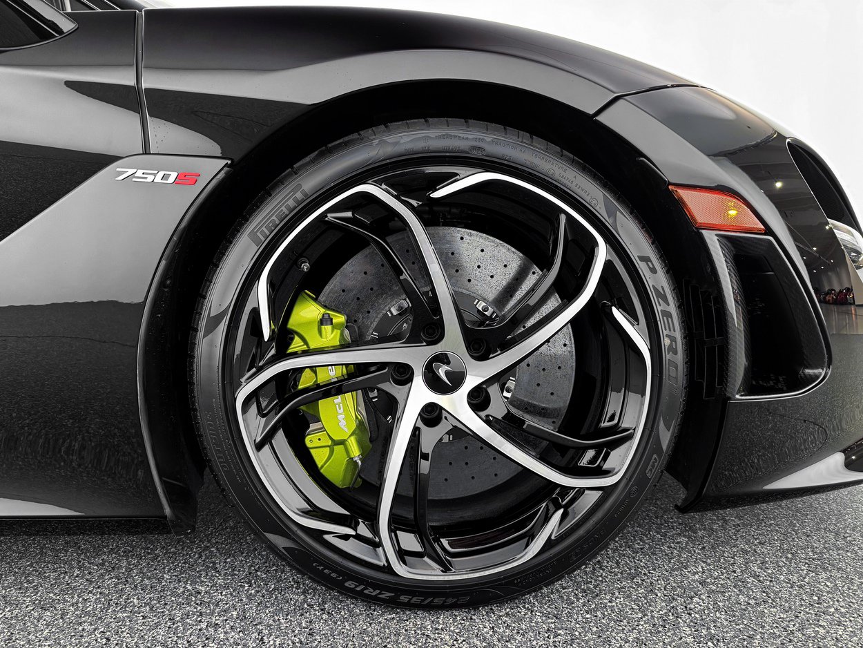 New 2026 McLaren 750S Spider photo 33