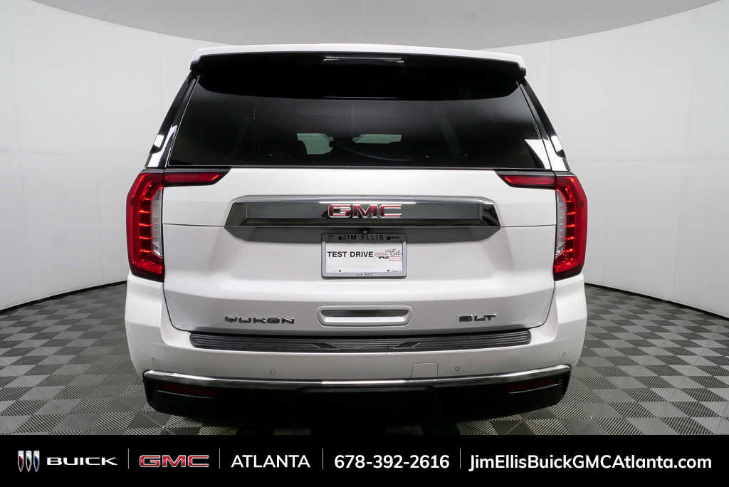 2023 GMC Yukon SLT
