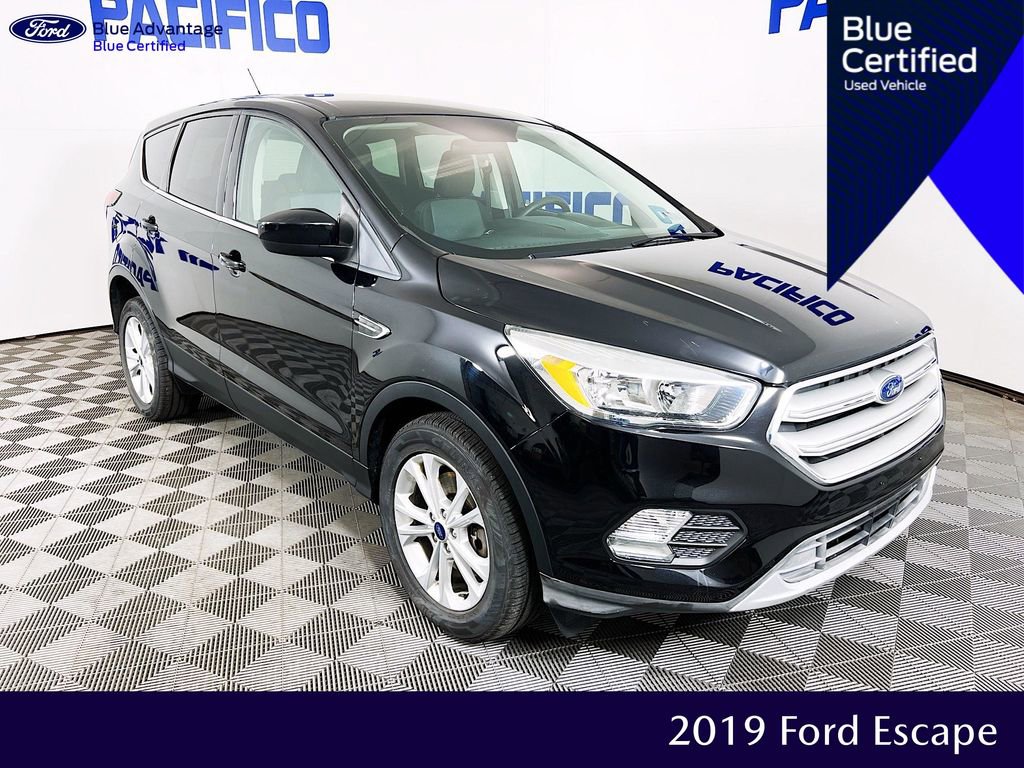Certified 2019 Ford Escape SE